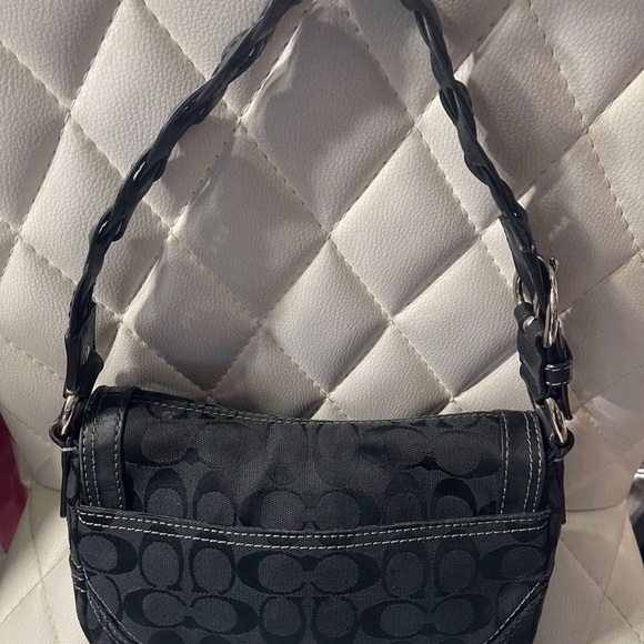 Coach Black Signature Shoulder Bag - Picture 2 of 12